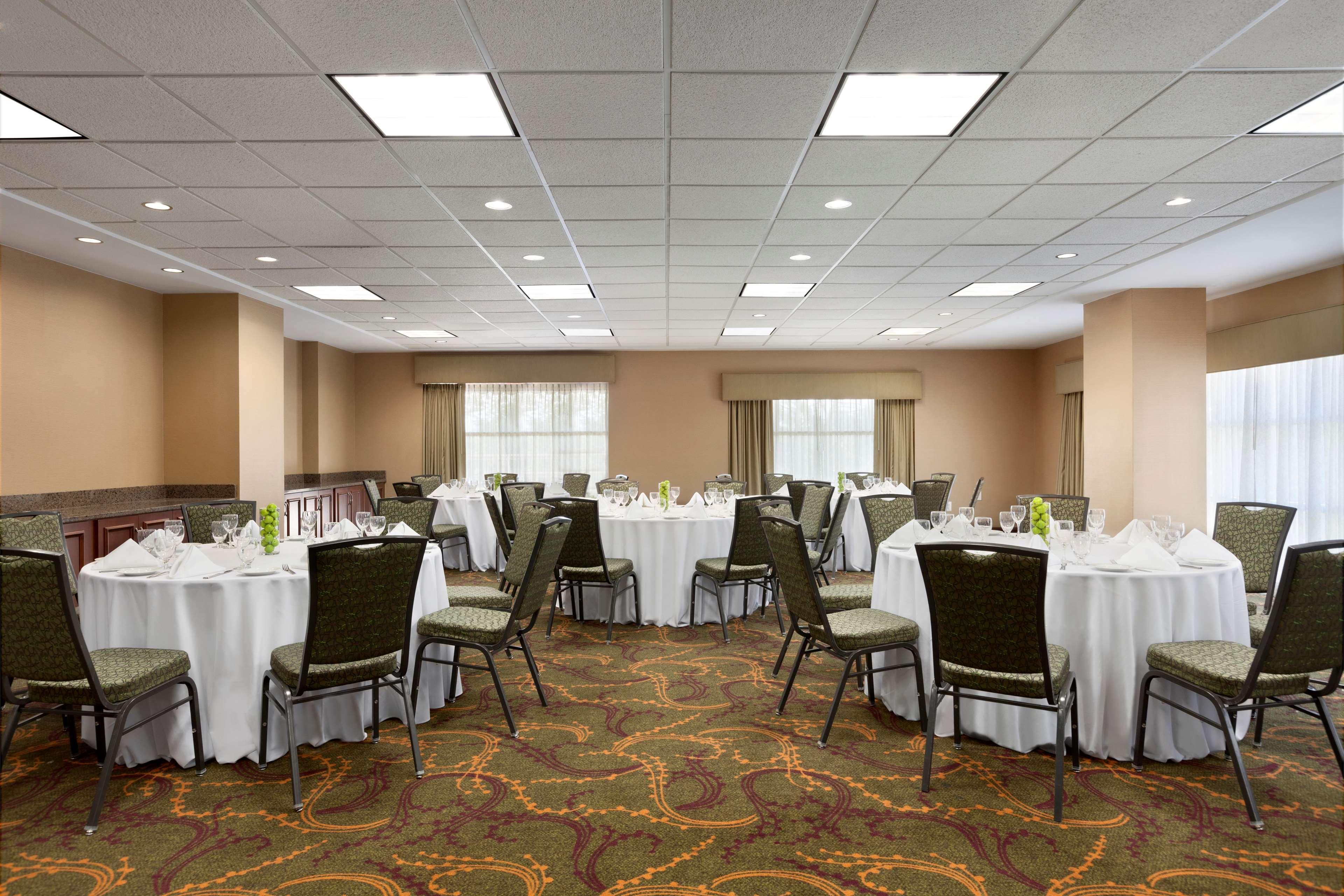 Hilton Garden Inn Arlington/Courthouse Plaza Exterior foto